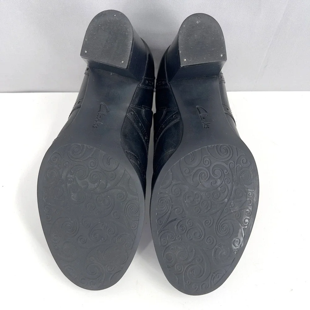 Clarks Artisan Womens Wingtip Brogue Monk Strap Heeled Black‎ Leather Booties  8